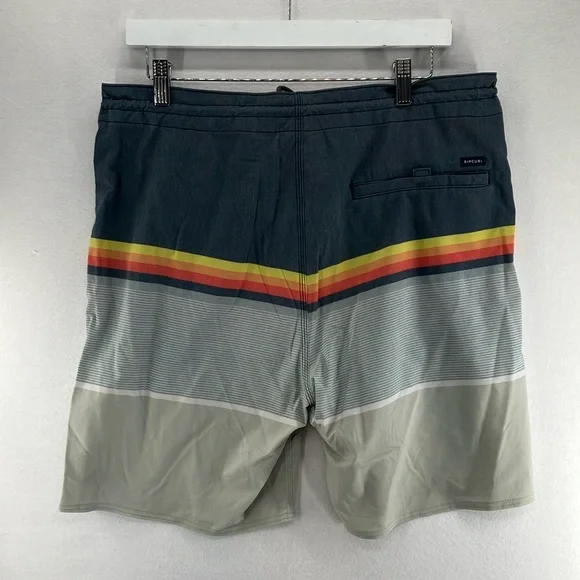 Rip Curl Blue and Red - Board Shorts with Retro Stripes - Lay Days - Size 34 - Picture 6 of 8